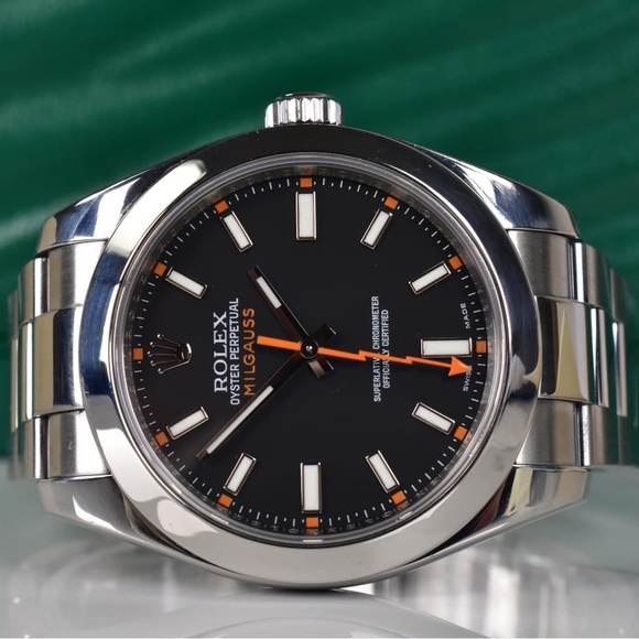 ROLEX MILGAUSS -  116400 - 40mm - discontinued model - Picture 1 of 12